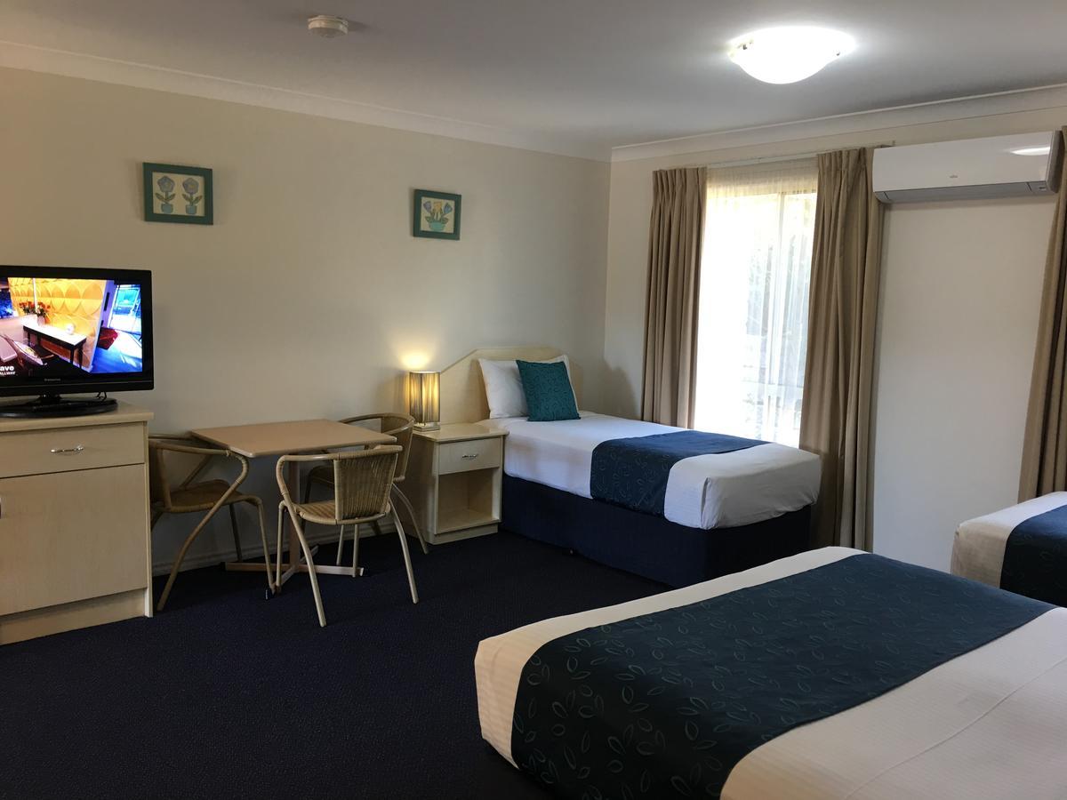 Tuckerbox Motor Inn Gundagai Exterior foto