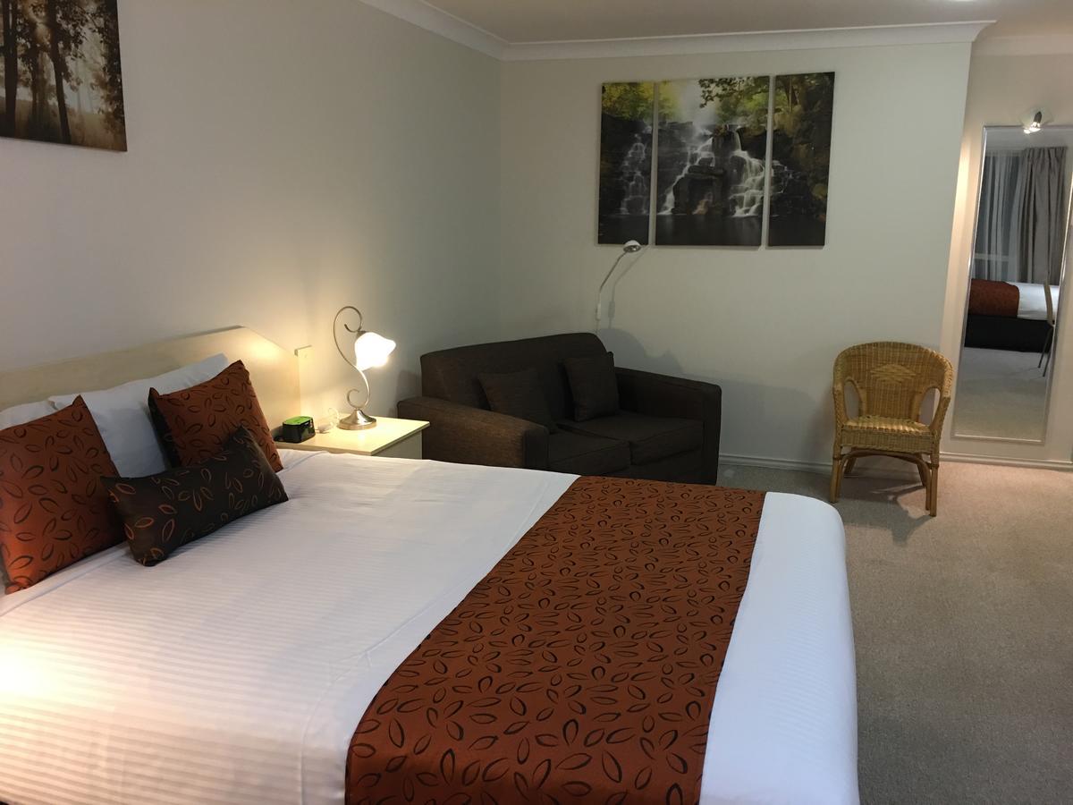 Tuckerbox Motor Inn Gundagai Exterior foto