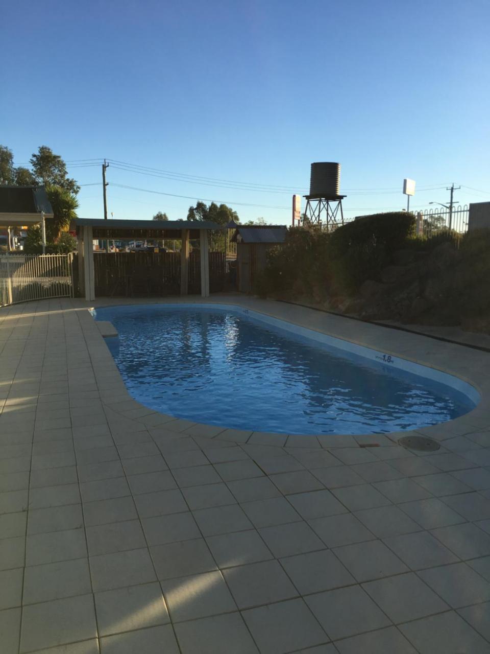 Tuckerbox Motor Inn Gundagai Exterior foto